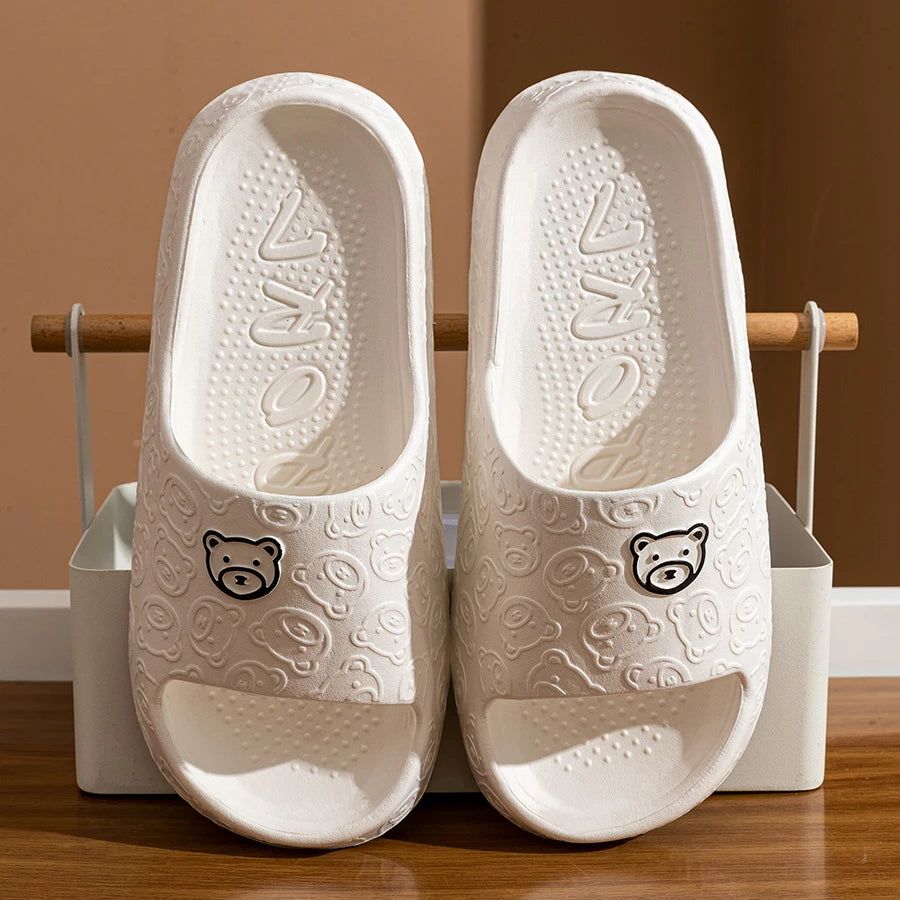 Cute Bear Cartoon Slippers – Soft Anti-Slip Indoor/Outdoor Summer Slippers for Women & Men