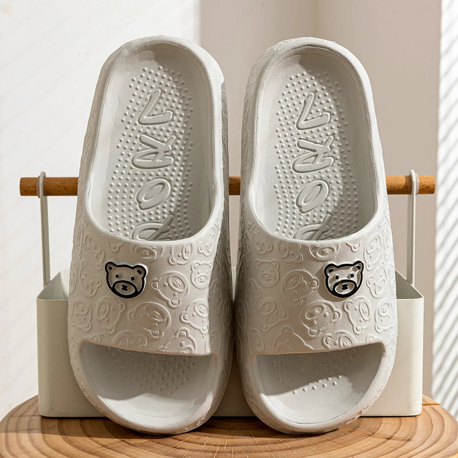 Cute Bear Cartoon Slippers – Soft Anti-Slip Indoor/Outdoor Summer Slippers for Women & Men