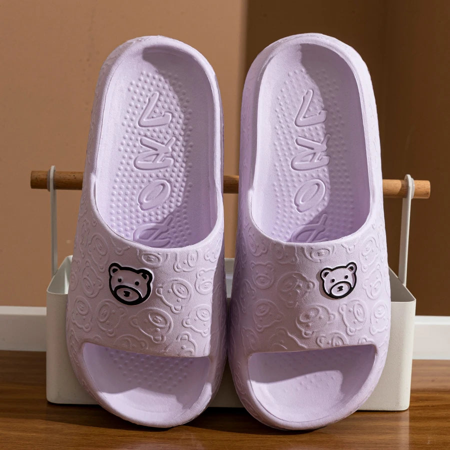 Cute Bear Cartoon Slippers – Soft Anti-Slip Indoor/Outdoor Summer Slippers for Women & Men
